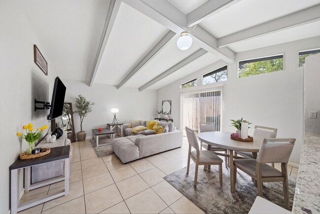 Photo - 4102 Sherwood Ln