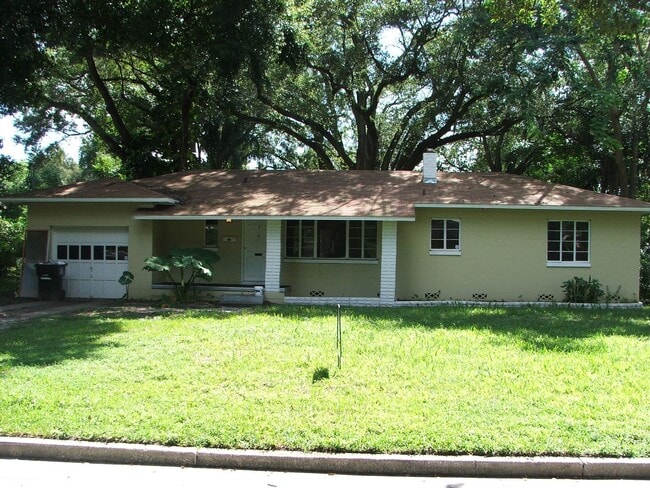 Building Photo - 519 Vern Dr
