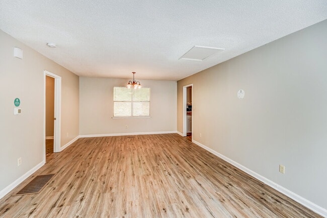 Photo - 1512 Marlin Springs Rd