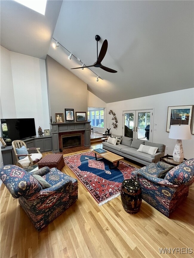 Photo - 219 Glenridge Rd