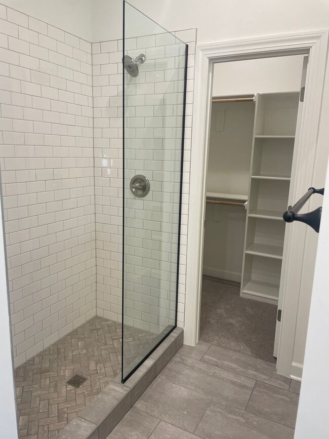 Photo - 16177-16177 Fontana St