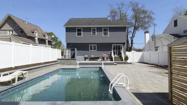 309 Cooks Ln