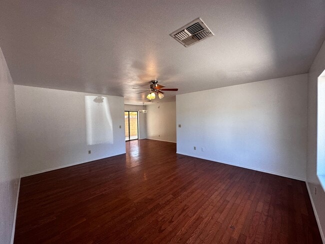 Photo - 3 Bedroom 2 Bathroom Home