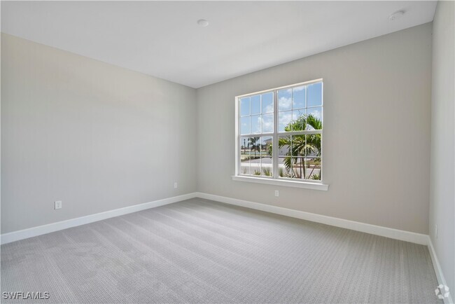 Building Photo - 16056 Shoreline Dr Rental