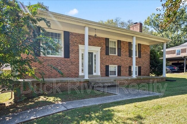Photo - 209 Hampton Rd