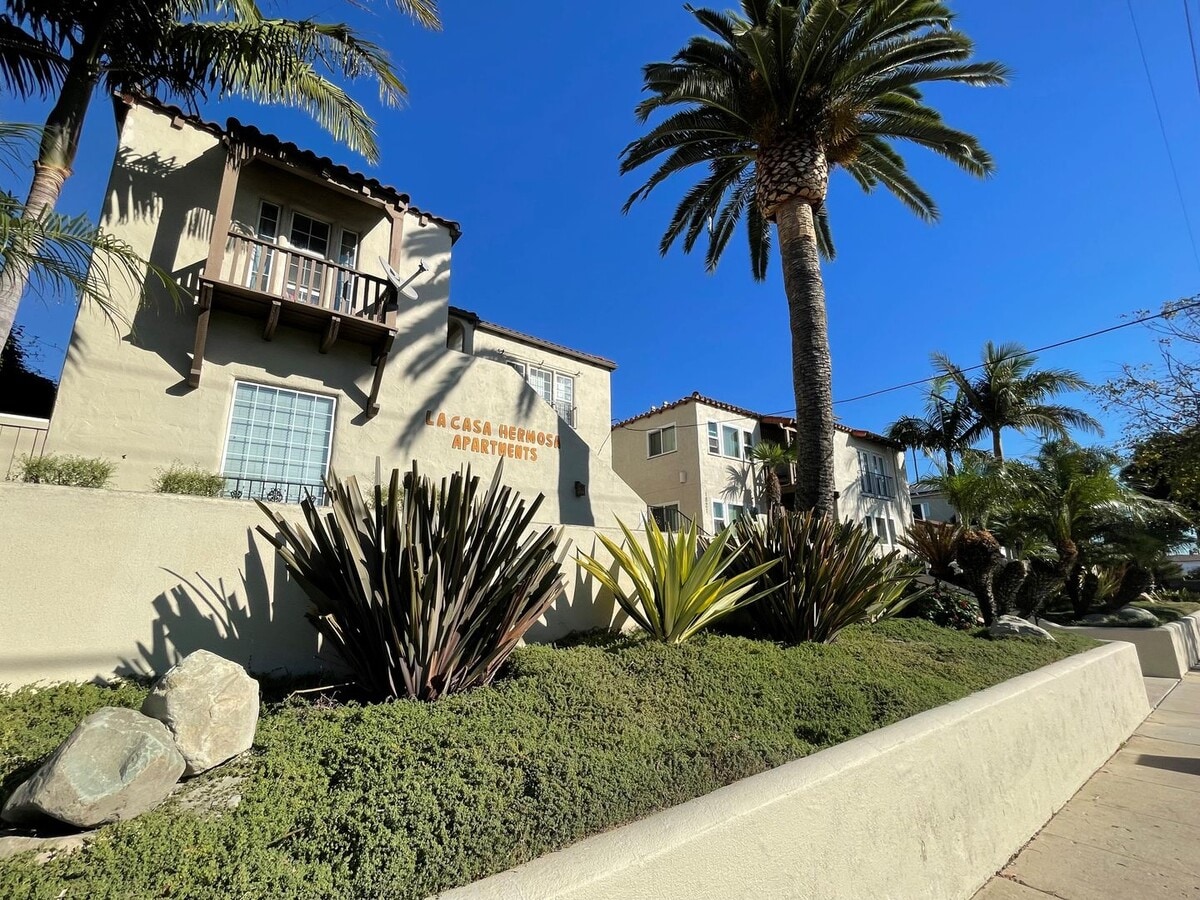 Photo - La Casa Hermosa Apartments