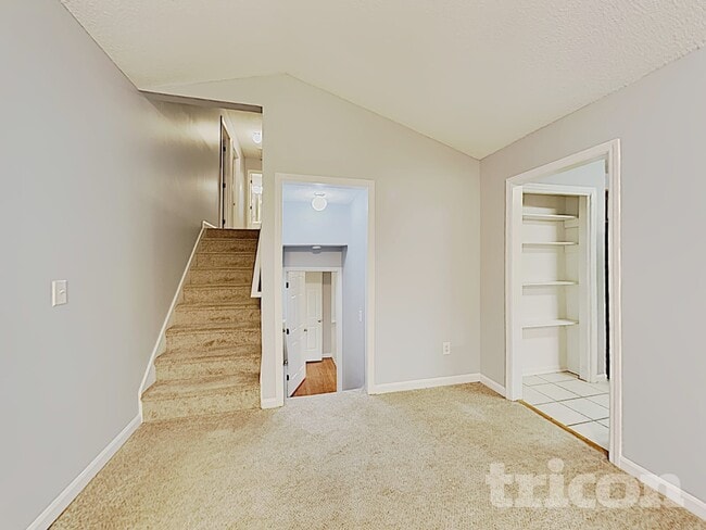 Photo - 5394 Telford Ct