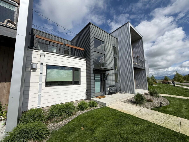 Modern Luxury Condo for Rent in Bozeman, MT - Modern Luxury Condo for Rent in Bozeman, MT
