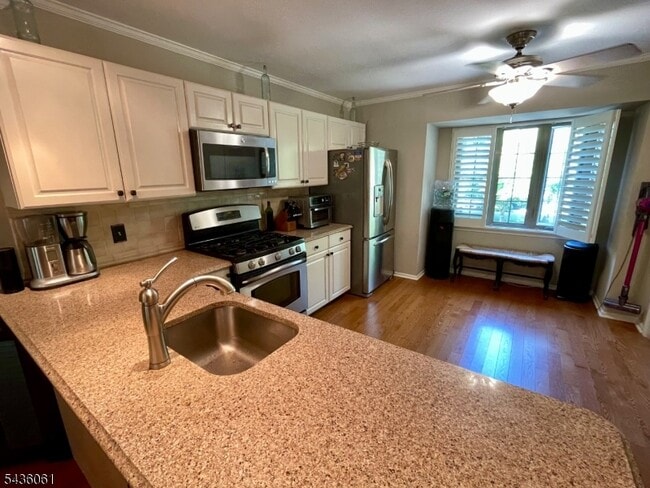 Photo - 7 Daisey Rd