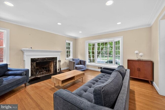 Photo - 5105 34th St NW