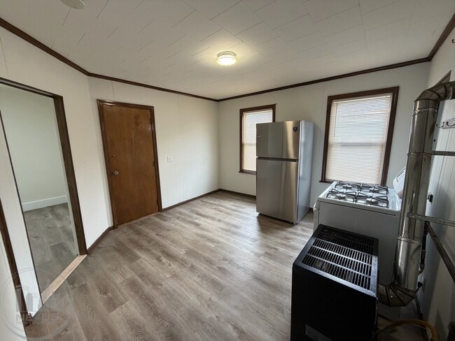 Photo - 73 Esther St Unit 3