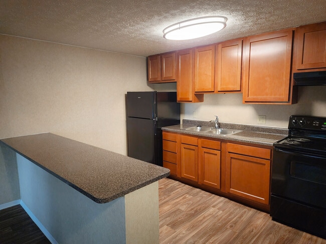 Fully Upgraded 1Bdrm/1Bath