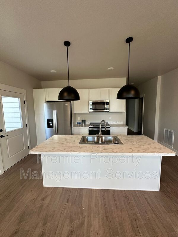 Building Photo - 6023 Elysian Rd Unit 101