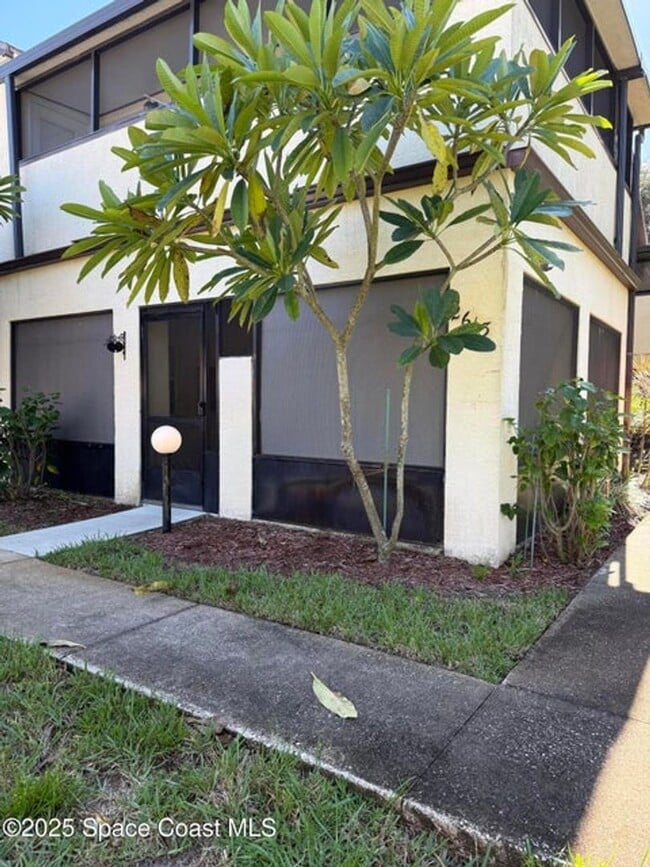 Photo - 2613 S Park Ave