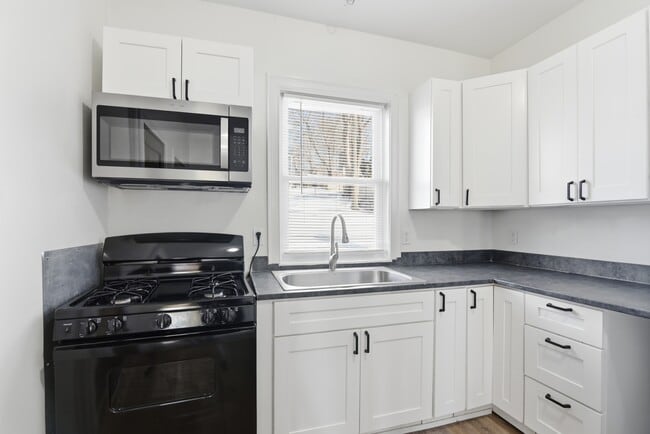 Photo - 341 Belmont St Unit 1