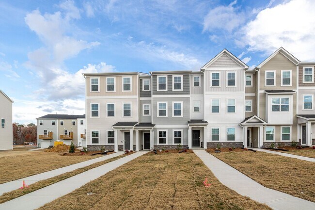 2437 Kasota Ln