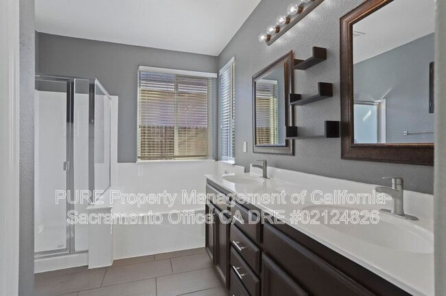 Photo - 1518 Sandmark Dr