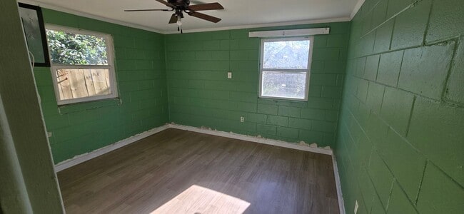 Photo - 1132 Camille St