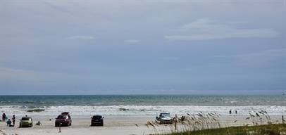 Building Photo - Charming beach house in beautiful New Smyrna Beach