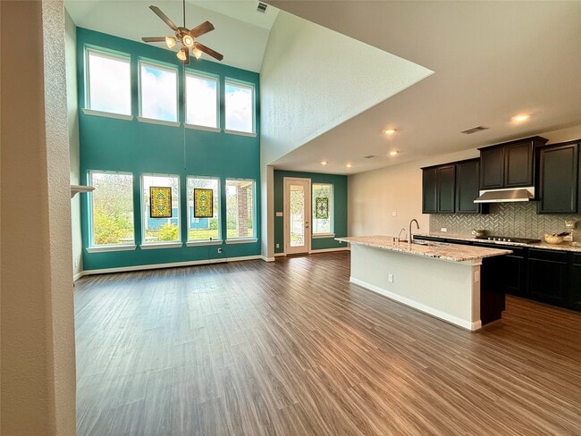 Photo - 3707 Parkcrest Ct