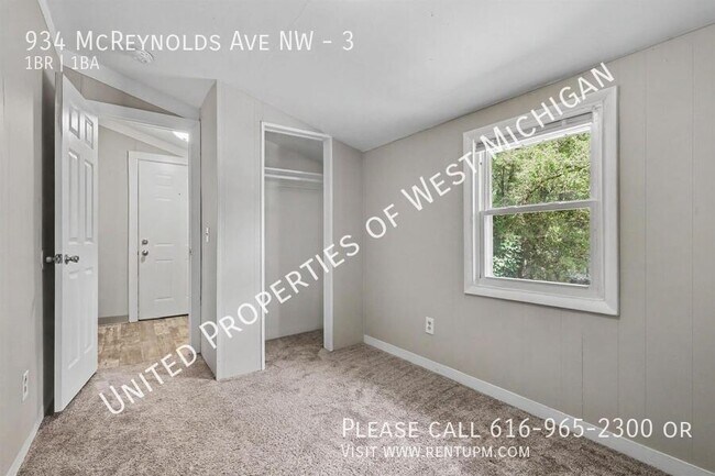 Photo - 934 Mc Reynolds Ave NW Unit 3