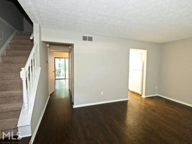 Photo - 145 Roswell Commons Way