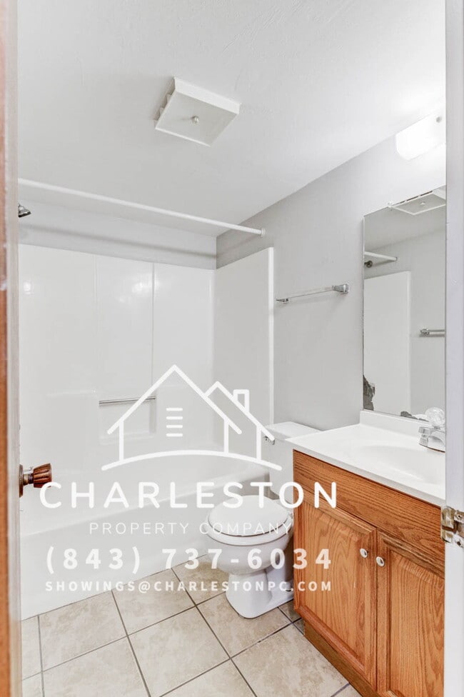 Photo - 2955 Dove Haven Ct Unidad G