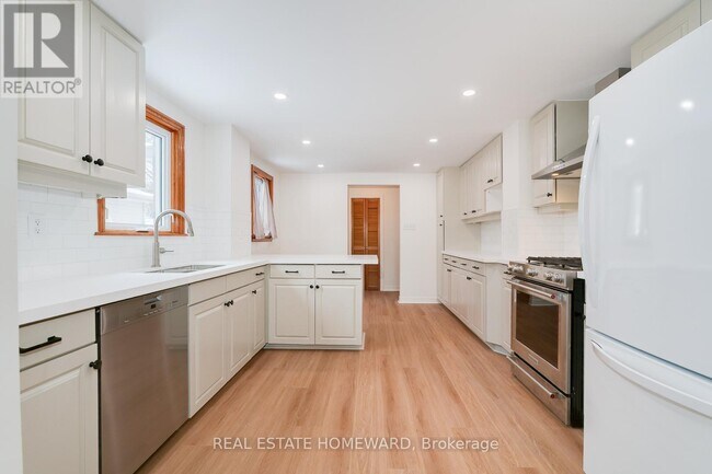 Photo - 87 Ashbourne Dr