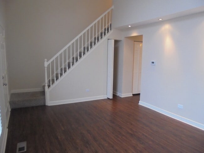 Photo - 3335 Southport Dr