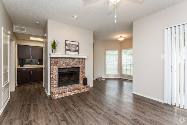 1HAB, 1BA - 780 ft² The Assana Sala de estar - Summer House Apartment Homes