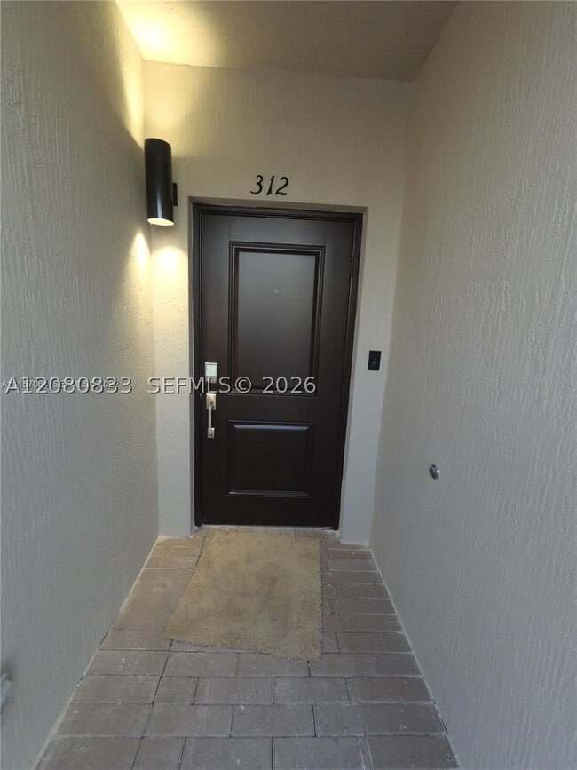 312 NE 208th Terrace