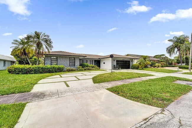 Photo - 3630 N 55th Ave