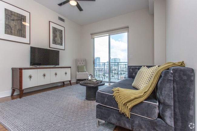 1 Br, Living Room - M5250