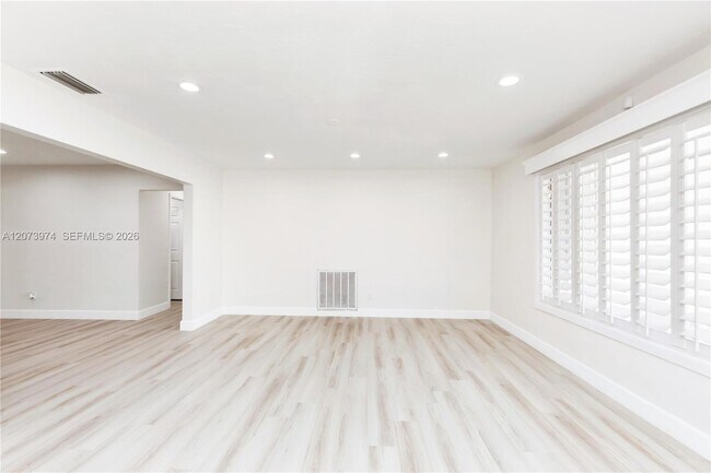 1900 NW 82nd Terrace