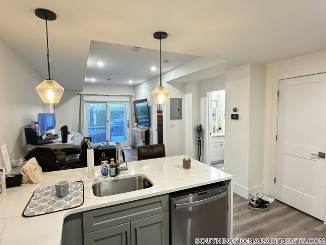 Photo - 9 Douglas St Unit 1