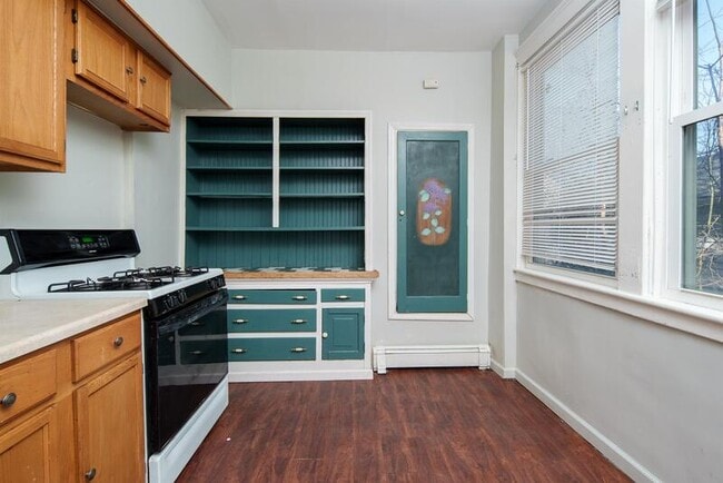 Photo - 814 Lancaster St