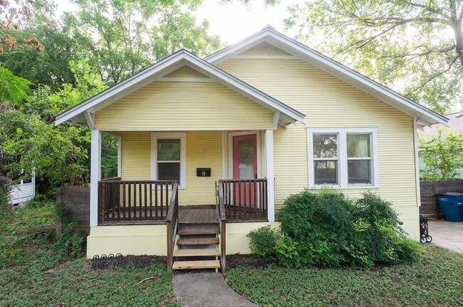 Photo - 1703 Maple Ave Casa