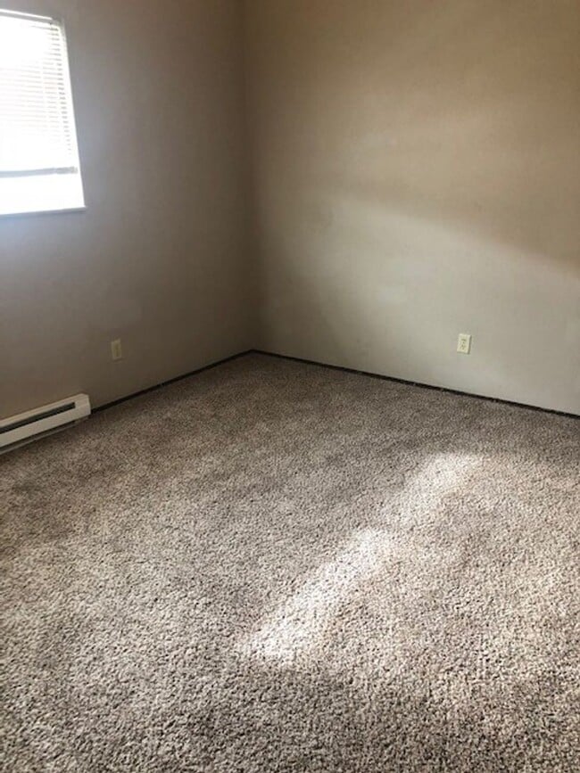 236 Curtis St Unit 236 Curtis Street #3