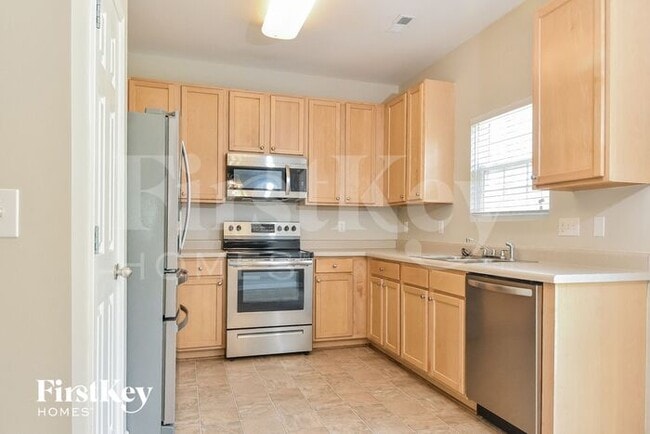 Photo - 137 Silver Creek Trail