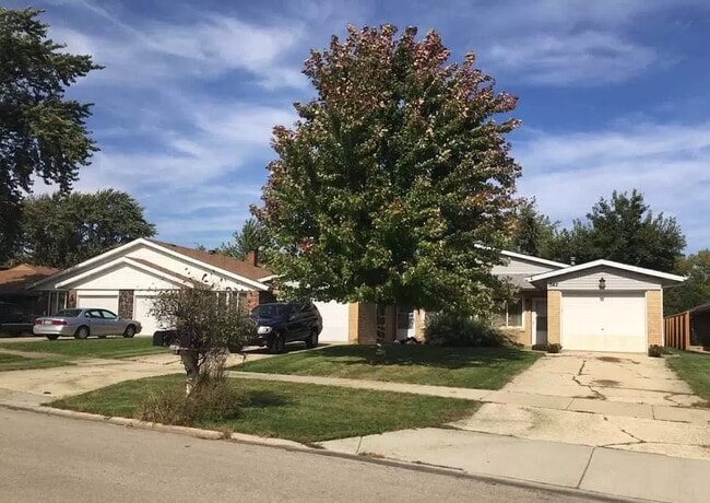 Front - 540 Charles St Unit 542