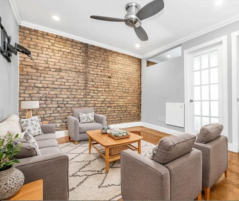 Photo - 179 Essex St