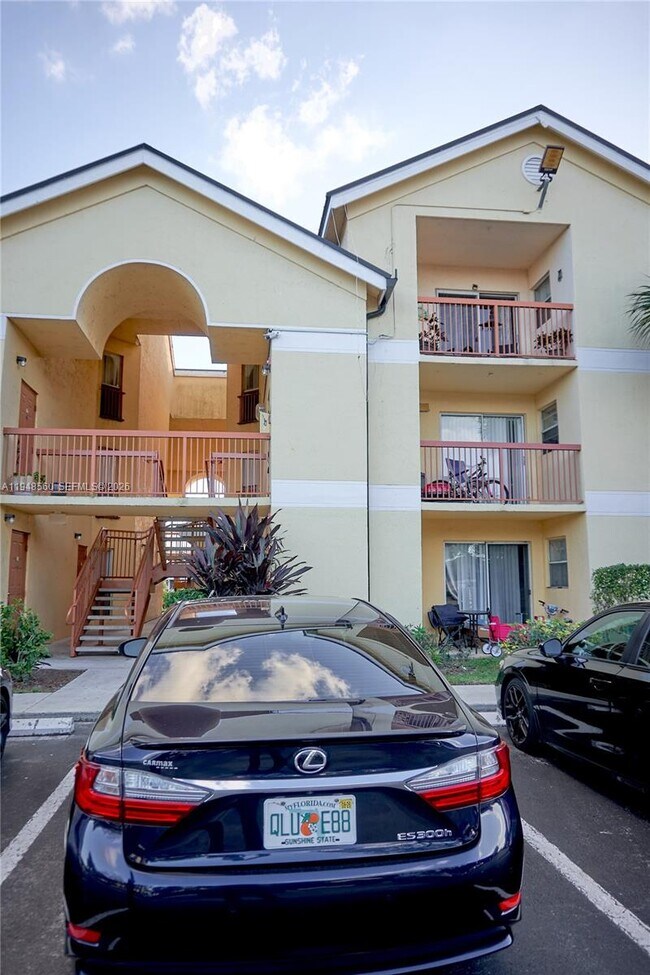 Photo - 7610 Westwood Dr Unit 128