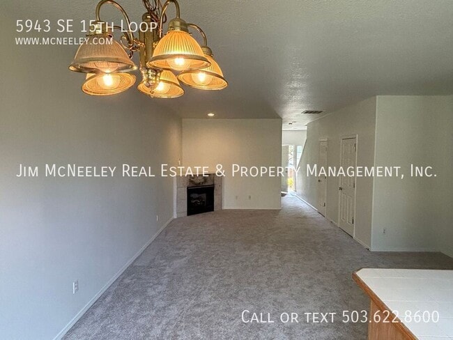 Photo - 5943 SE 15th Loop