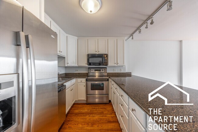 Photo - 1344 N Dearborn St Unit 17G