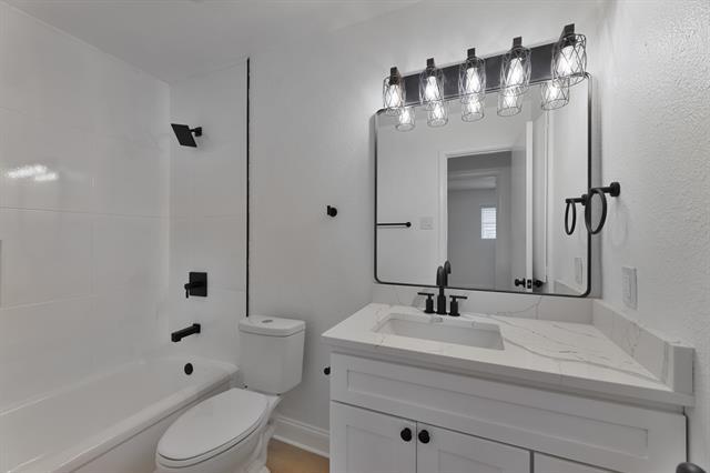 Photo - 313 Arcadia St