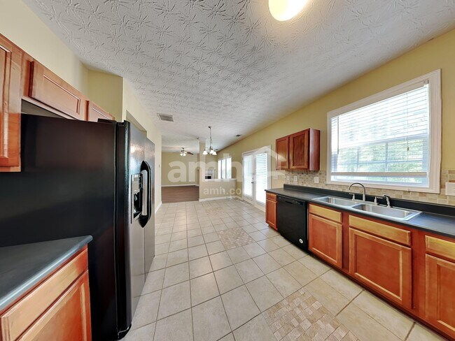 Photo - 6165 Ambercrest Ct