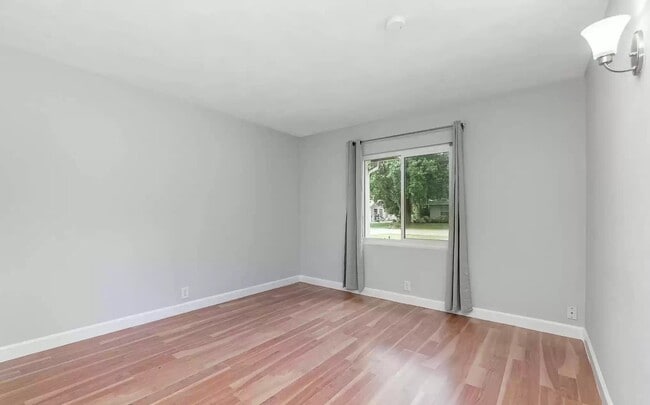 Photo - 282 W Laila Dr