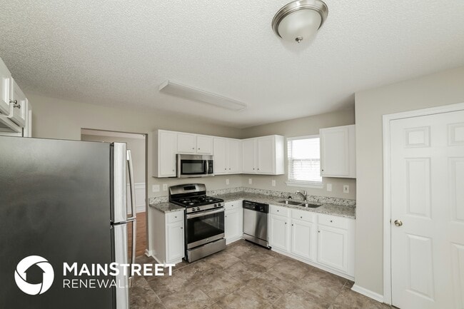 Photo - 5030 Deer Brook Trail SW