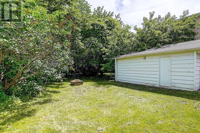Photo - 335 Willowdale Ave