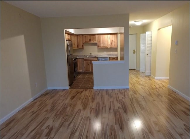 Photo - 80 Claudia Dr Unit 163